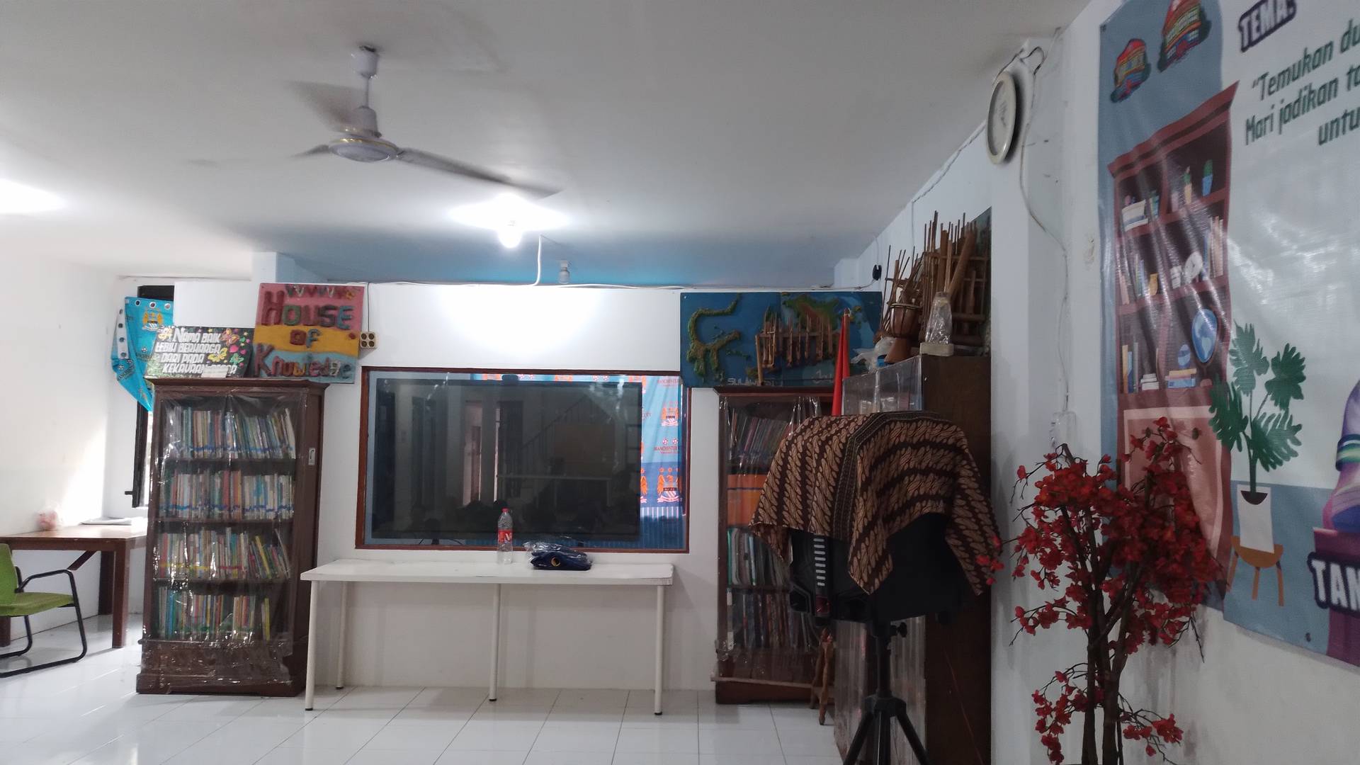 Area Baca Nyaman